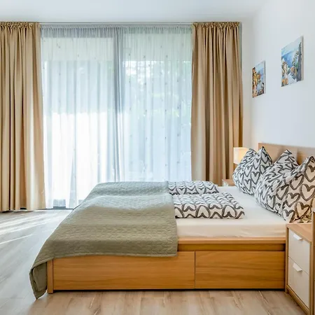 Appartement Family Fun Azur Port Private & Wellness Siófok