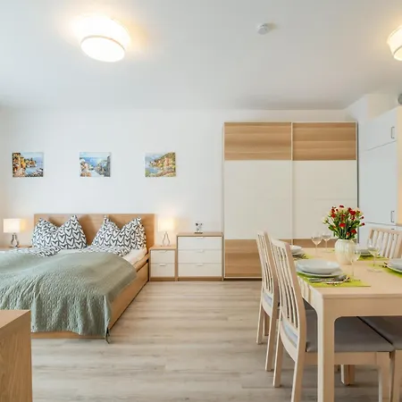 Appartement Family Fun Azur Port Private & Wellness *